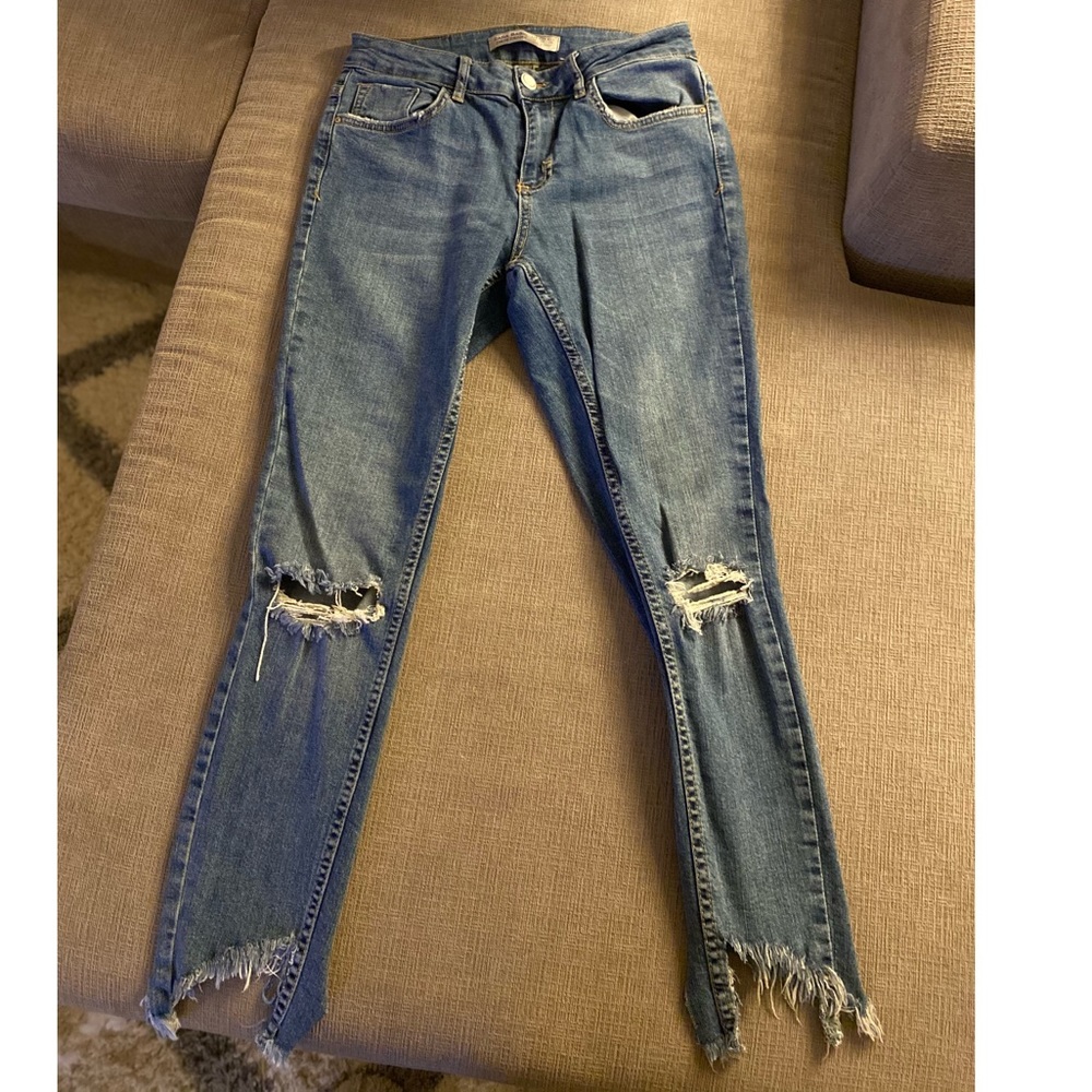 SOLD - Zara Basic Z1975 Denim Jeans